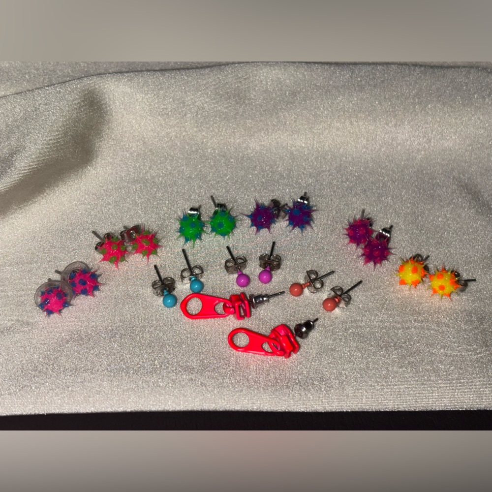 14 pcs Colourful 2000s Earrings Bundle